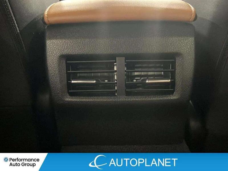 lexus IS 300 2023 - 13