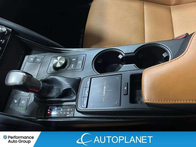 lexus IS 300 2023 - 14