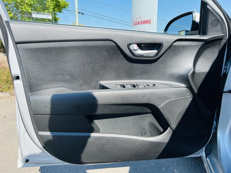 kia Rio 5-door 2019 - 7