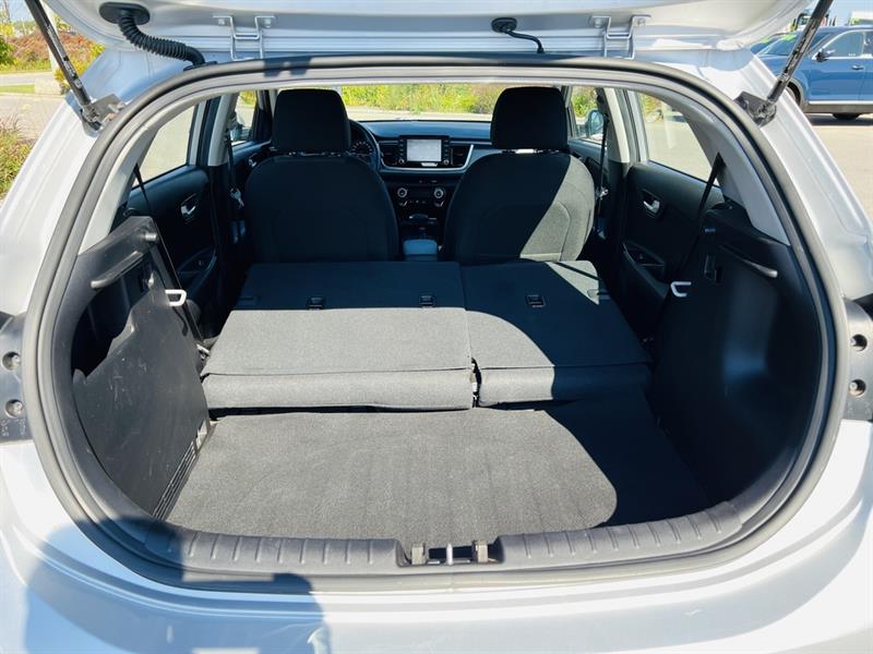 kia Rio 5-door 2019 - 41