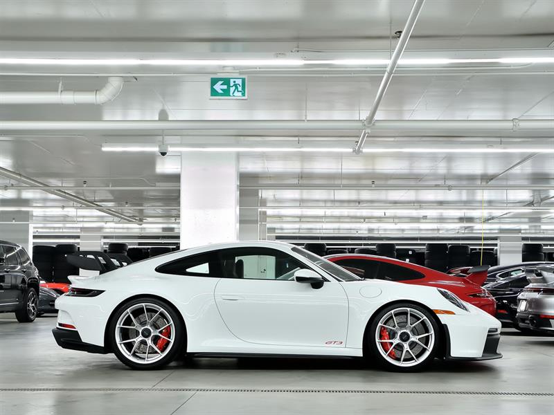 porsche 911 2024 - 2