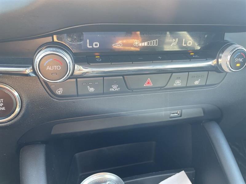 mazda Mazda3 2020 - 30