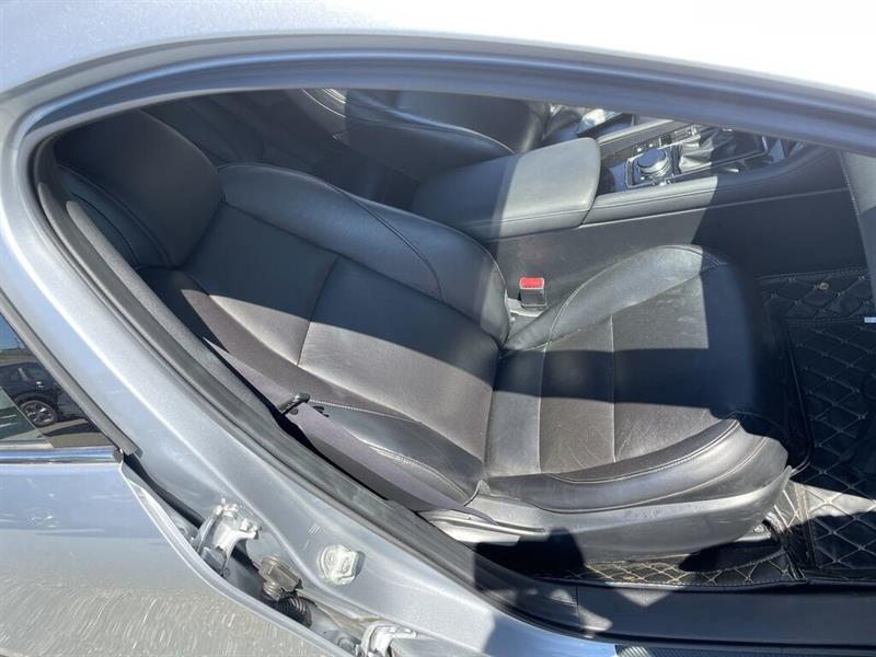 mazda Mazda3 2020 - 36
