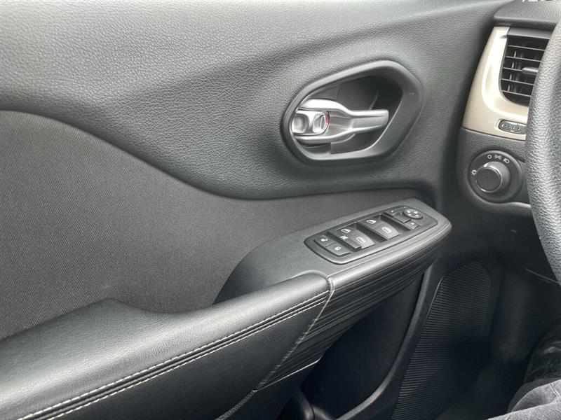 jeep Cherokee 2015 - 24