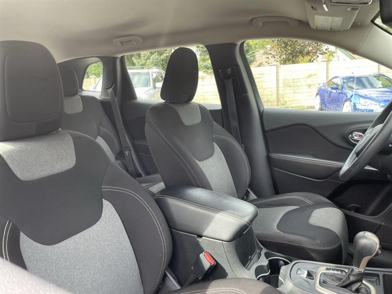 jeep Cherokee 2015 - 35