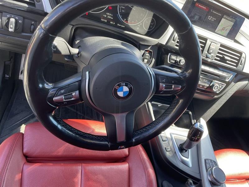 bmw 330I 2018 - 25