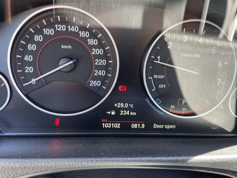 bmw 330I 2018 - 26