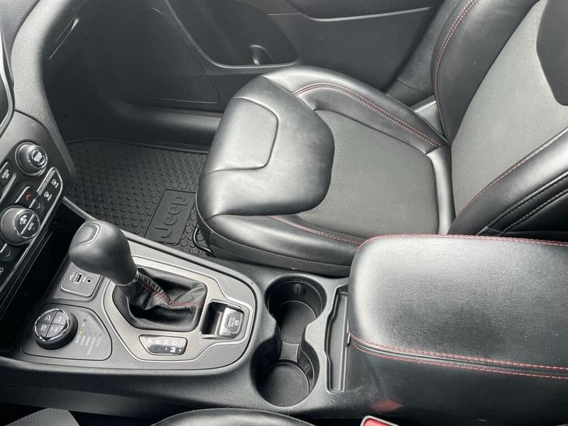 jeep Cherokee 2019 - 32