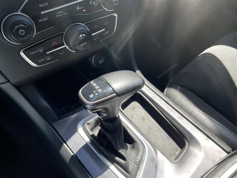 dodge Charger 2021 - 31