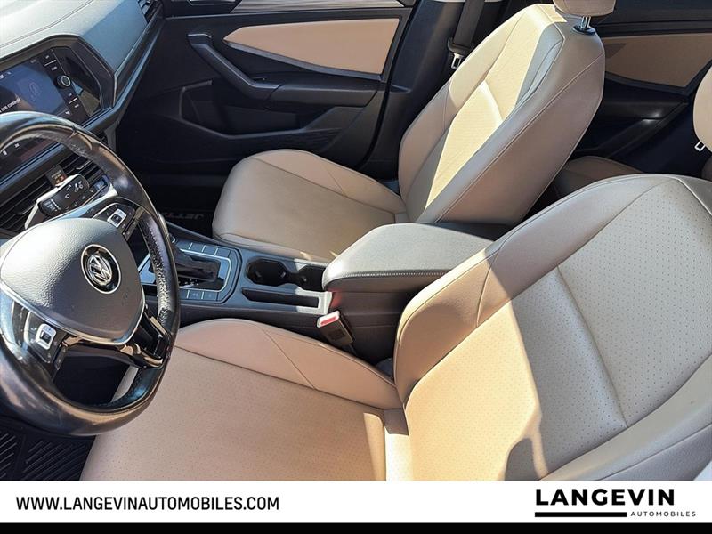 volkswagen Jetta 2019 - 14