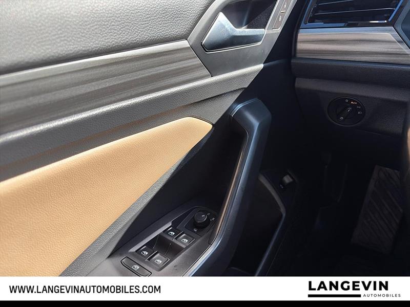 volkswagen Jetta 2019 - 15