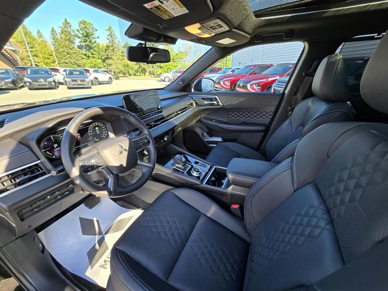 mitsubishi Outlander 2025 - 16