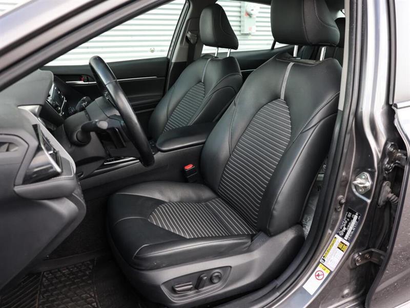 toyota Camry 2019 - 19