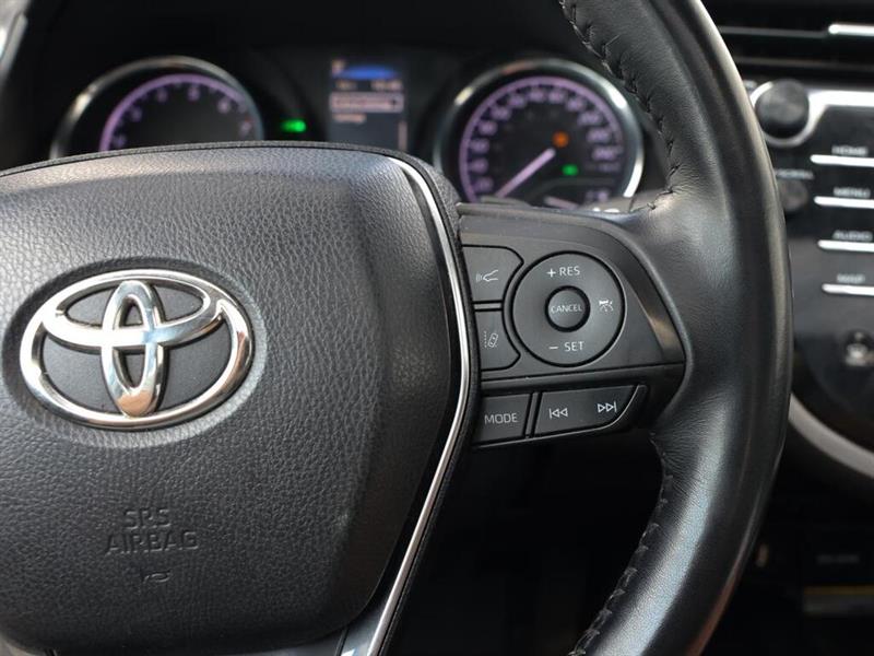 toyota Camry 2019 - 24