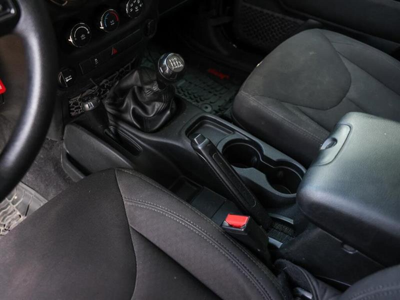 jeep Wrangler 2017 - 24