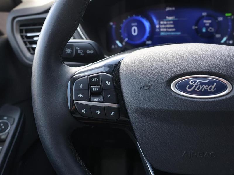 ford Escape 2022 - 24