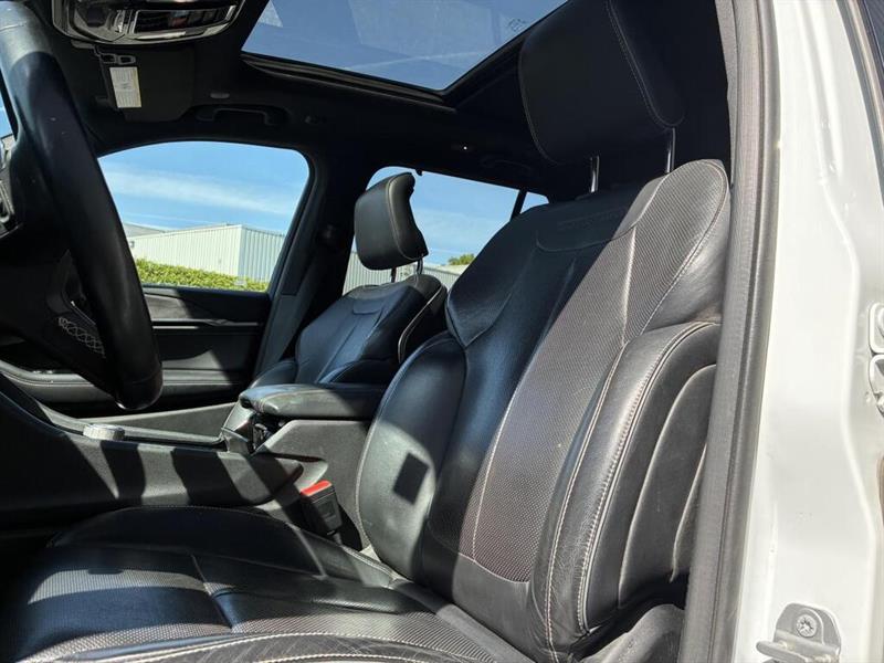 jeep Grand Cherokee 2022 - 13