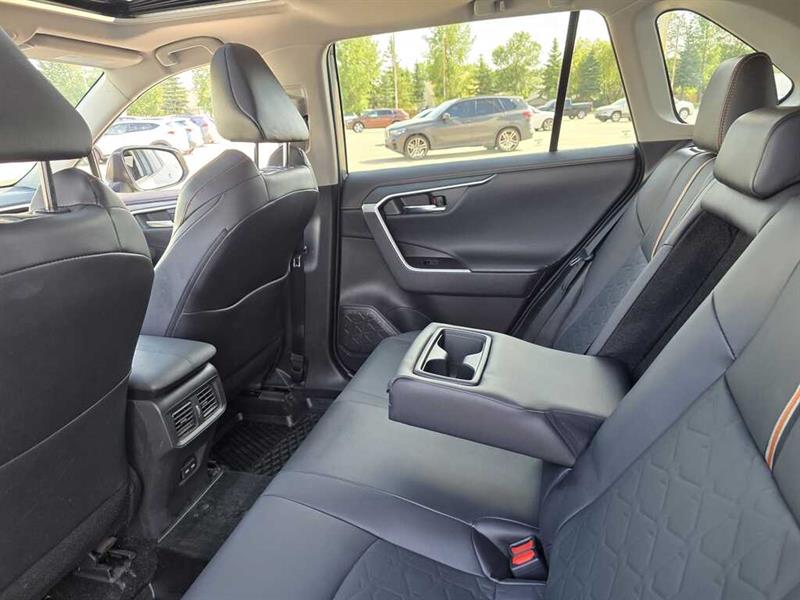 toyota RAV4 2022 - 33