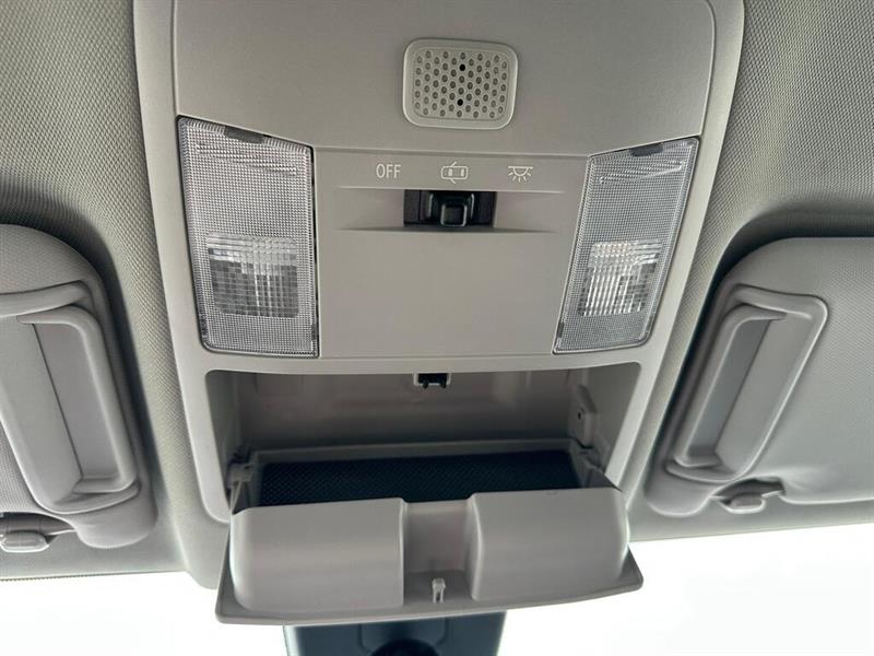 toyota RAV4 2018 - 24