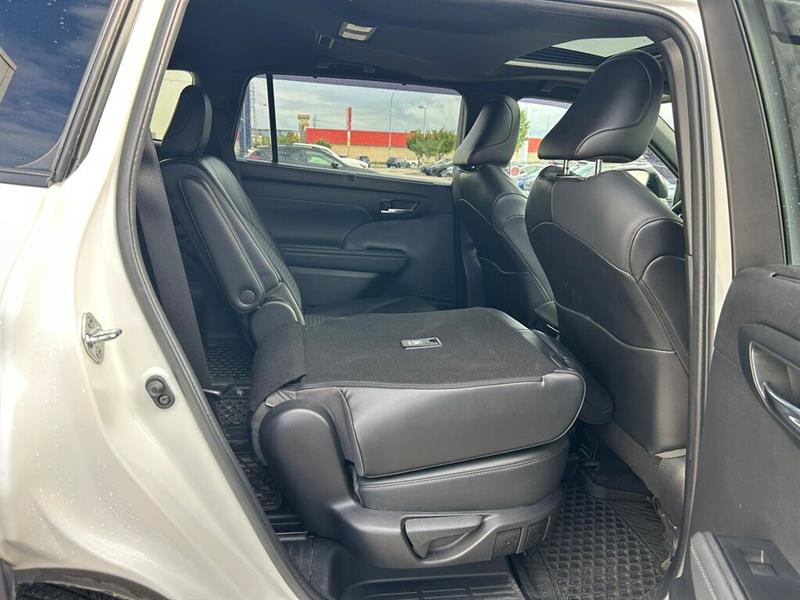 toyota Highlander 2022 - 27