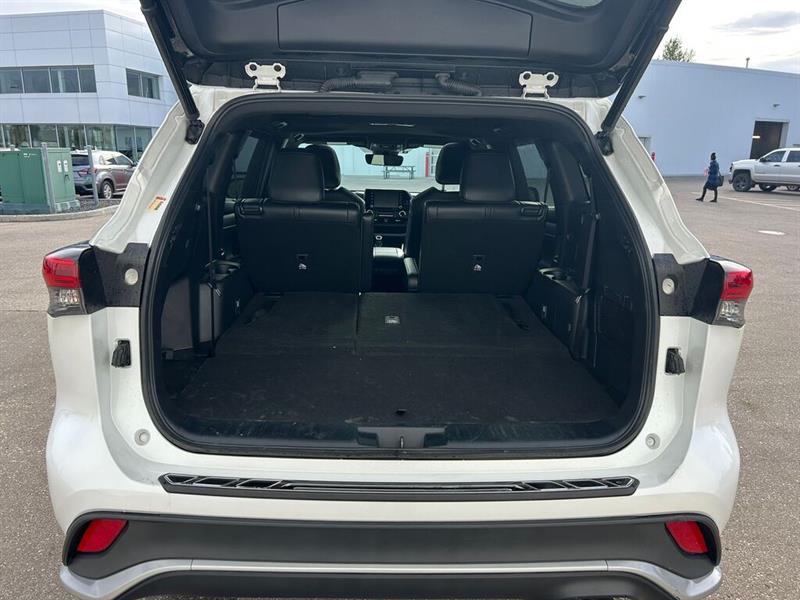 toyota Highlander 2022 - 32