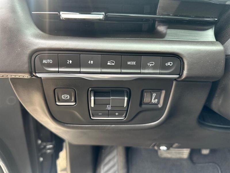 cadillac Escalade 2023 - 18