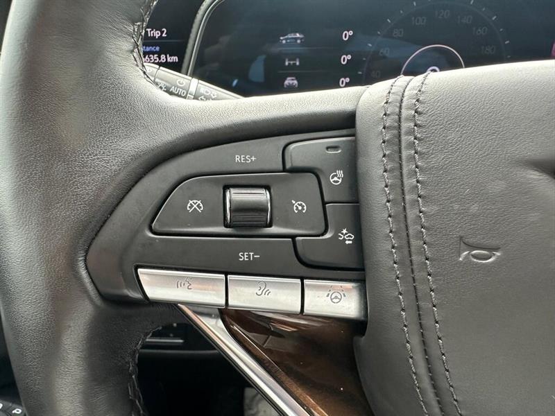 cadillac Escalade 2023 - 25