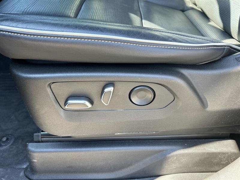 cadillac Escalade 2022 - 20