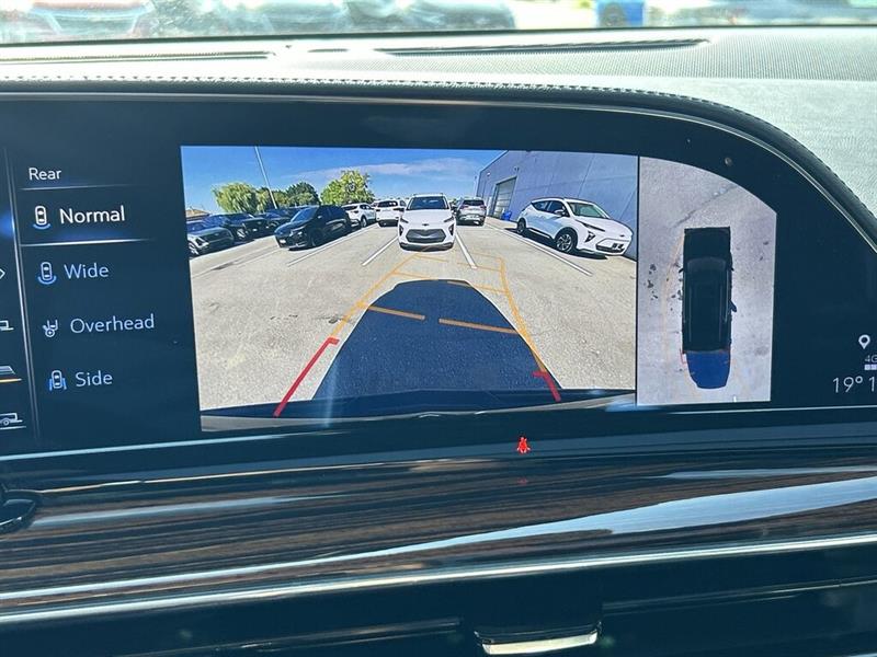 cadillac Escalade 2022 - 25