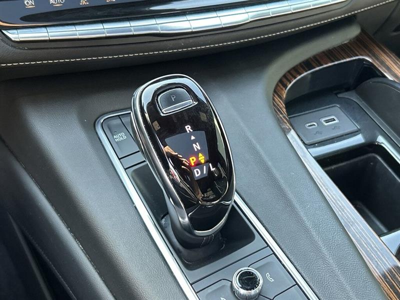 cadillac Escalade 2022 - 28