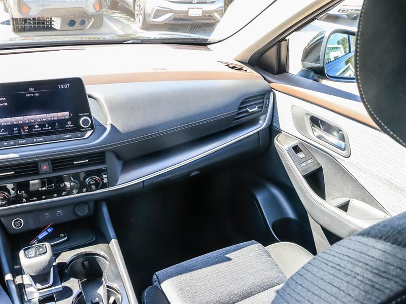 nissan Rogue 2023 - 17