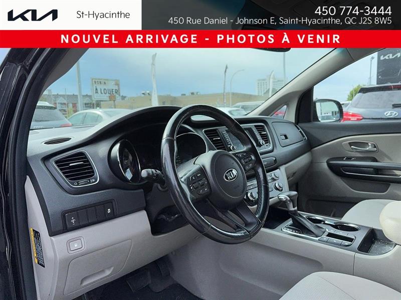 kia Sedona 2020 - 4