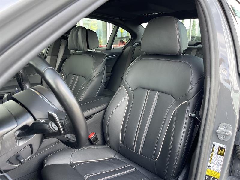 bmw M550i 2022 - 14