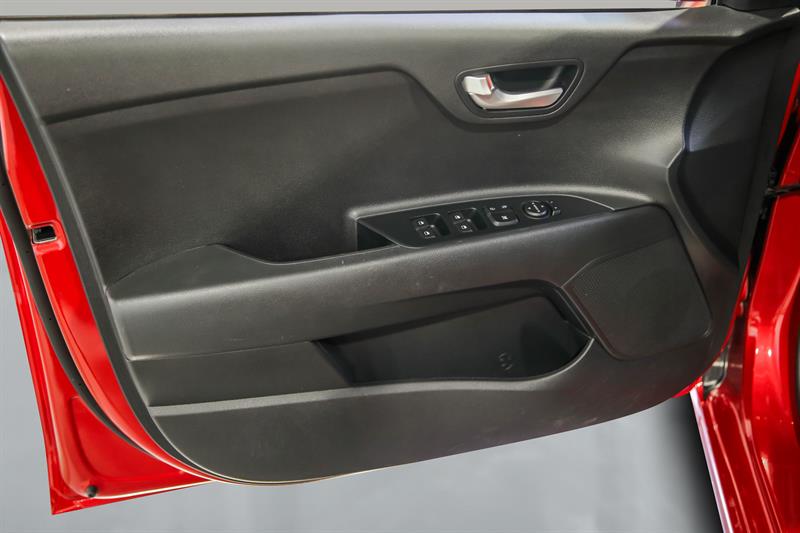 kia Rio 5 portes 2020 - 11