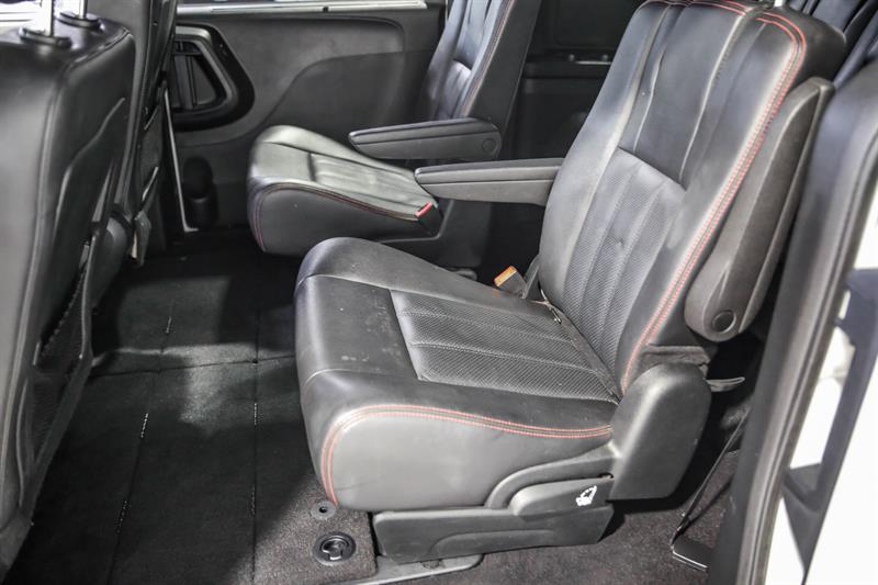 dodge Grand Caravan 2019 - 24