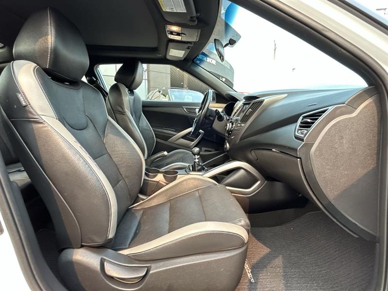 hyundai Veloster 2017 - 32