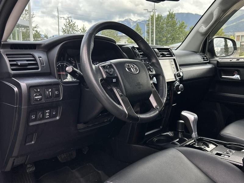 toyota 4Runner 2022 - 19