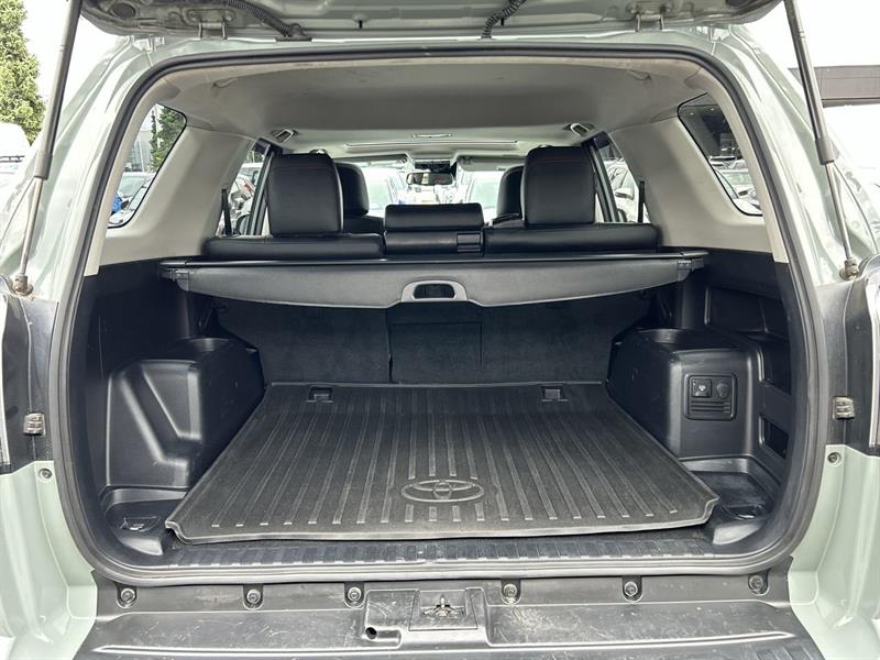toyota 4Runner 2022 - 32