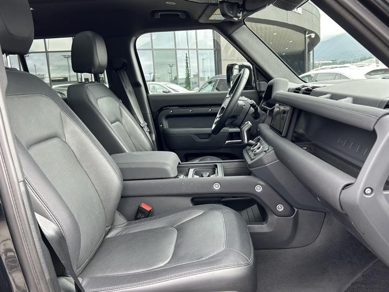 land rover Defender 2023 - 33
