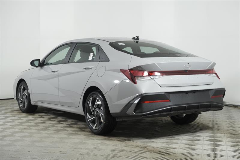 hyundai Elantra 2025 - 5