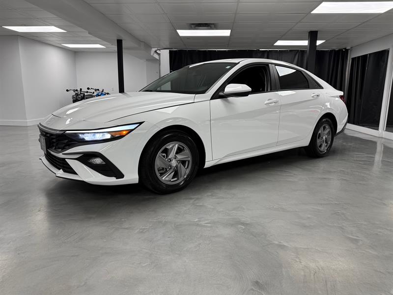 hyundai Elantra 2025