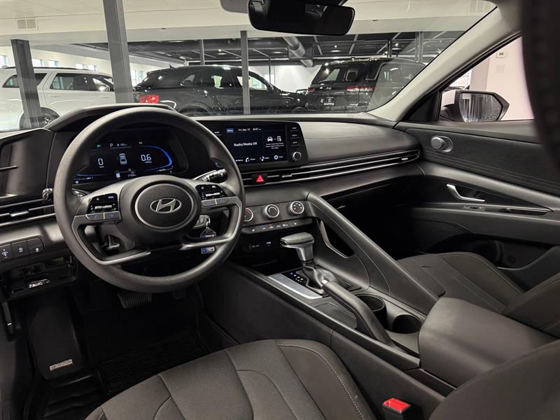 hyundai Elantra 2025 - 13