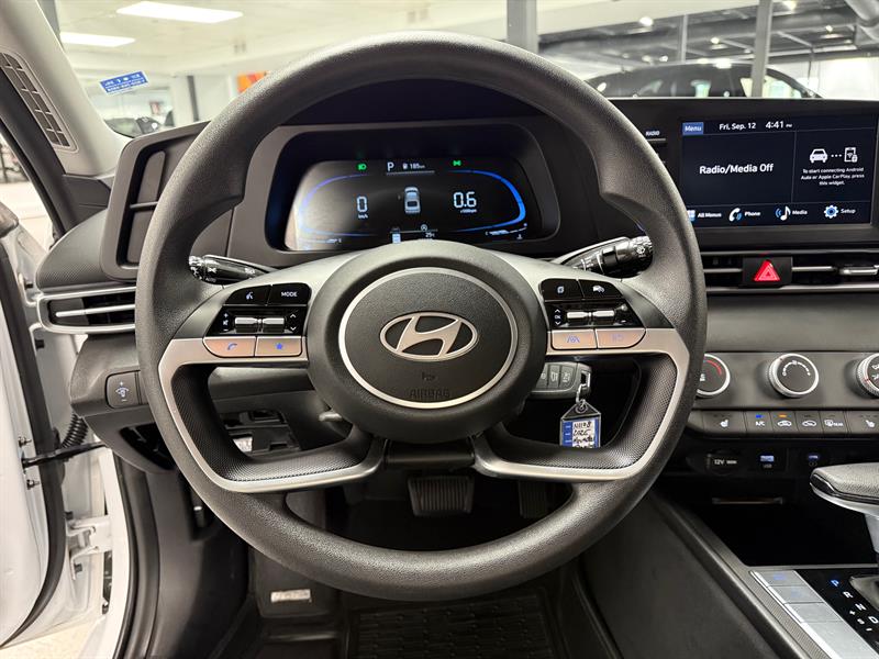 hyundai Elantra 2025 - 16