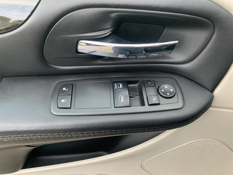 dodge Grand Caravan 2017 - 12