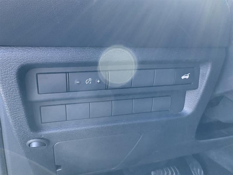 mitsubishi Outlander 2022 - 14