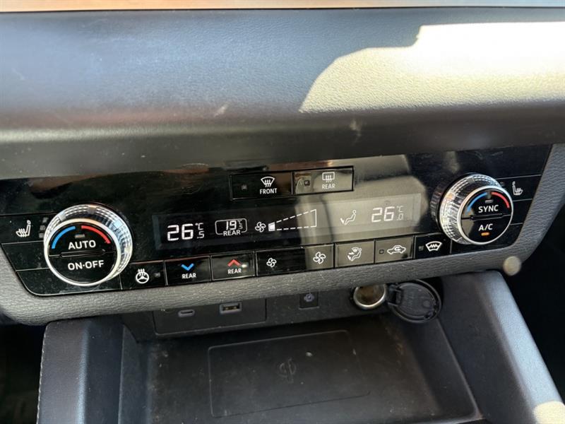 mitsubishi Outlander 2022 - 21