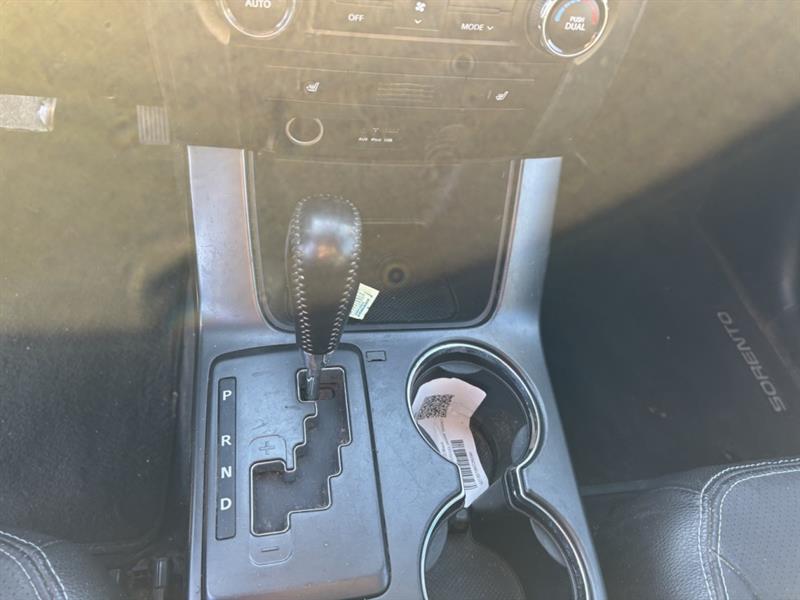 kia Sorento 2011 - 16