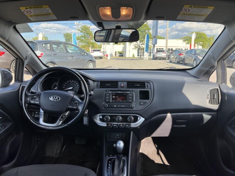kia Rio 2015 - 11