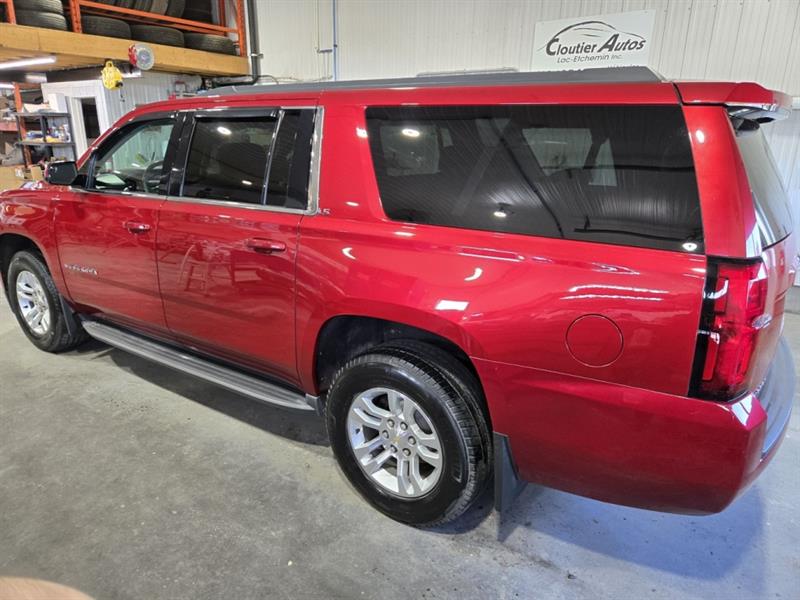 chevrolet Suburban 2015 - 3