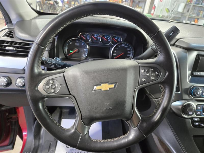 chevrolet Suburban 2015 - 13